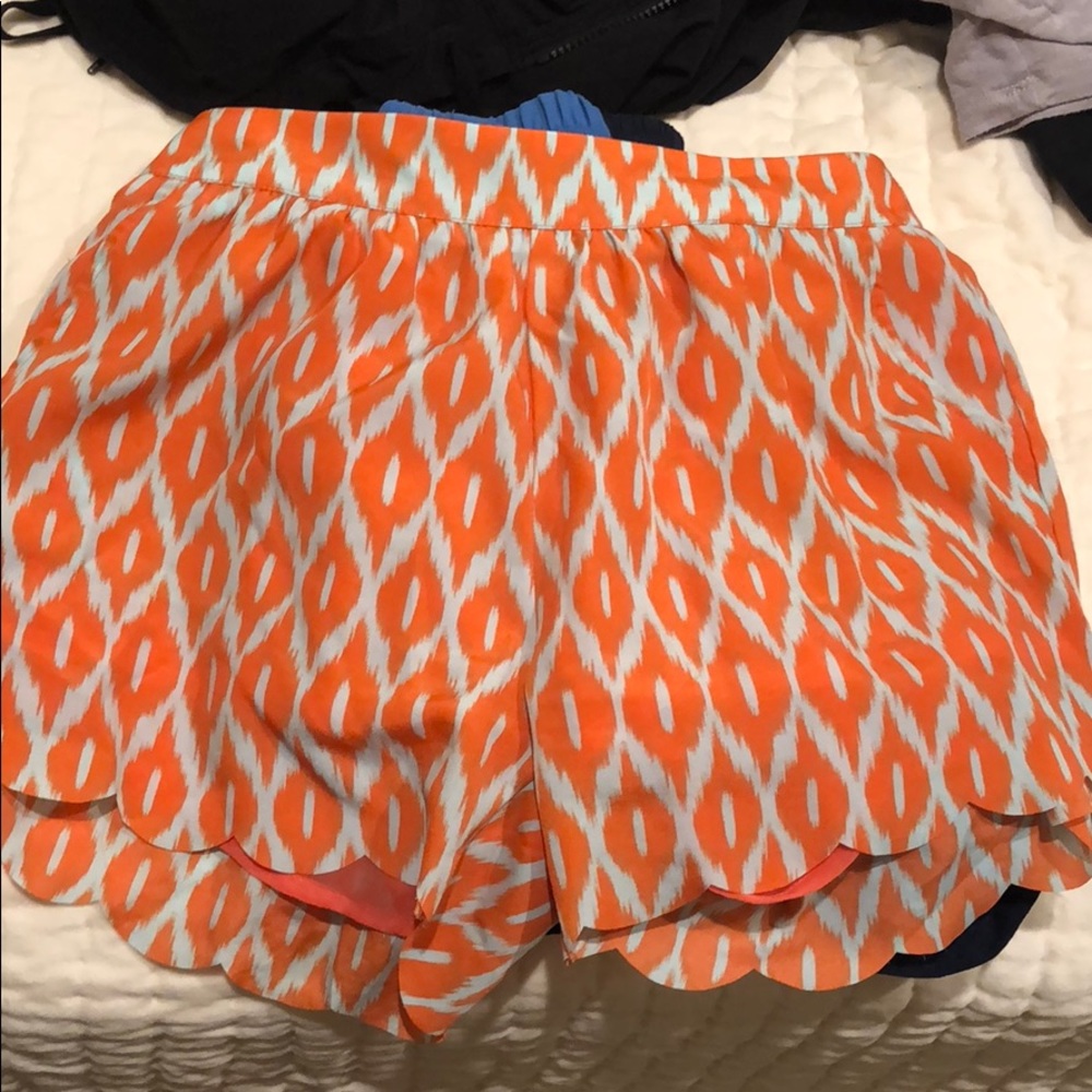 patterned shorts!